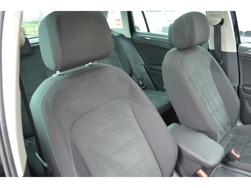 Used Volkswagen Tiguan 2018 for sale - 78016661: Photo 31