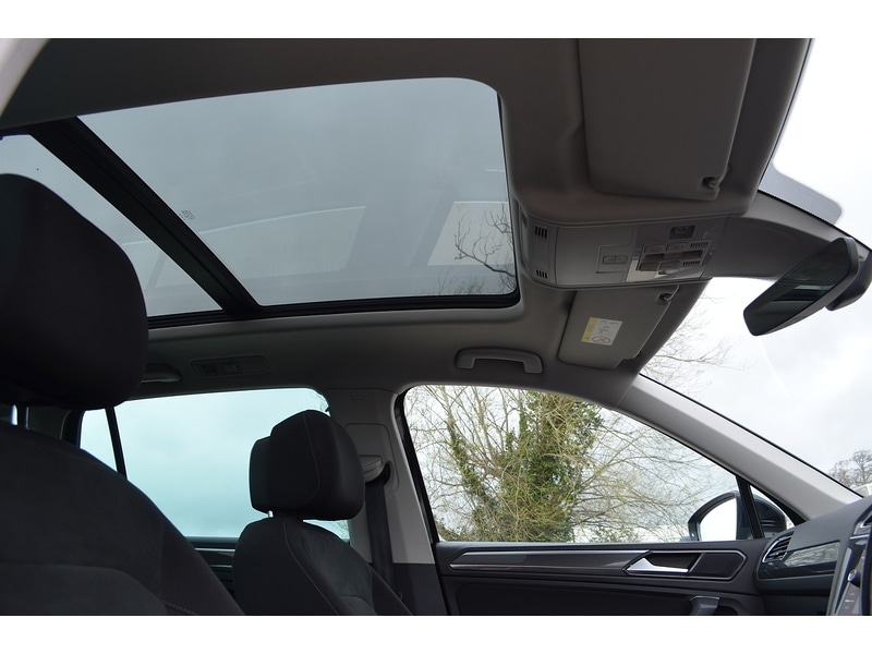 Used Volkswagen Tiguan 2018 for sale - 78016661: Photo 32