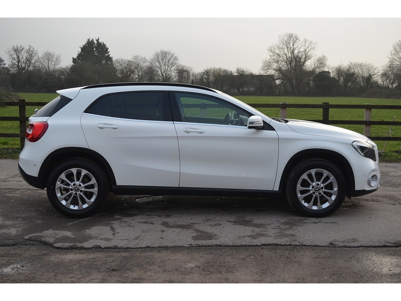 Used Mercedes-Benz GLA 2018 for sale - 77328747: Photo 10