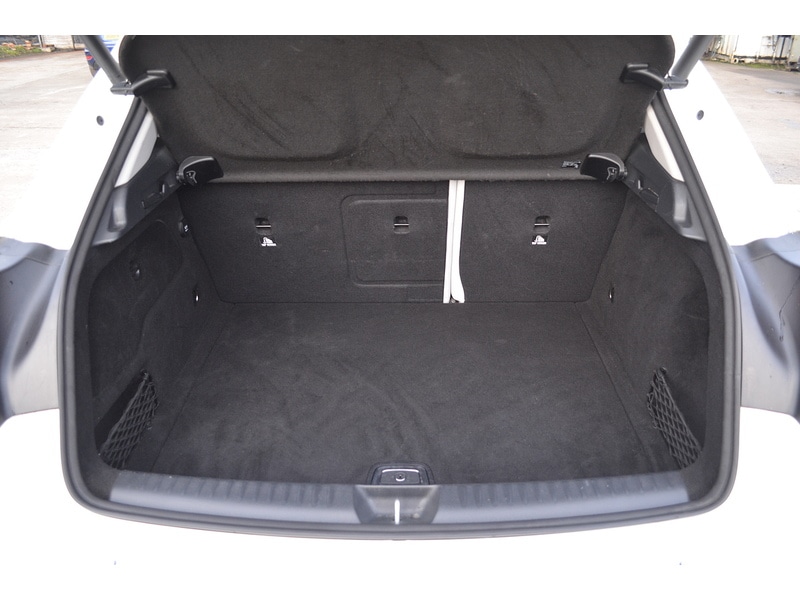 Used Mercedes-Benz GLA 2018 for sale - 77328747: Photo 33