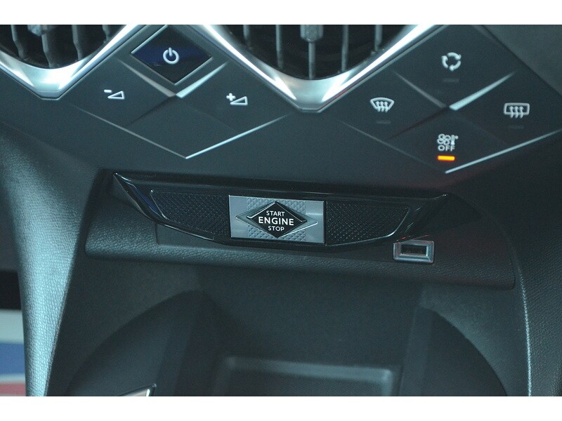 Used DS Automobiles DS 3 Crossback 2020 for sale - 76893032: Photo 19