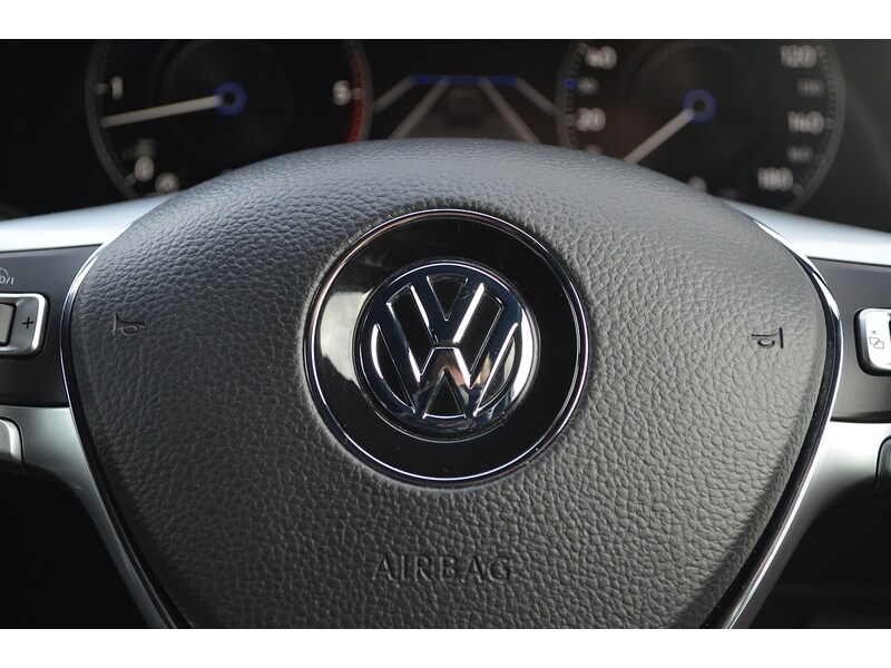 Used Volkswagen Touareg 2018 for sale - 76958531: Photo 23