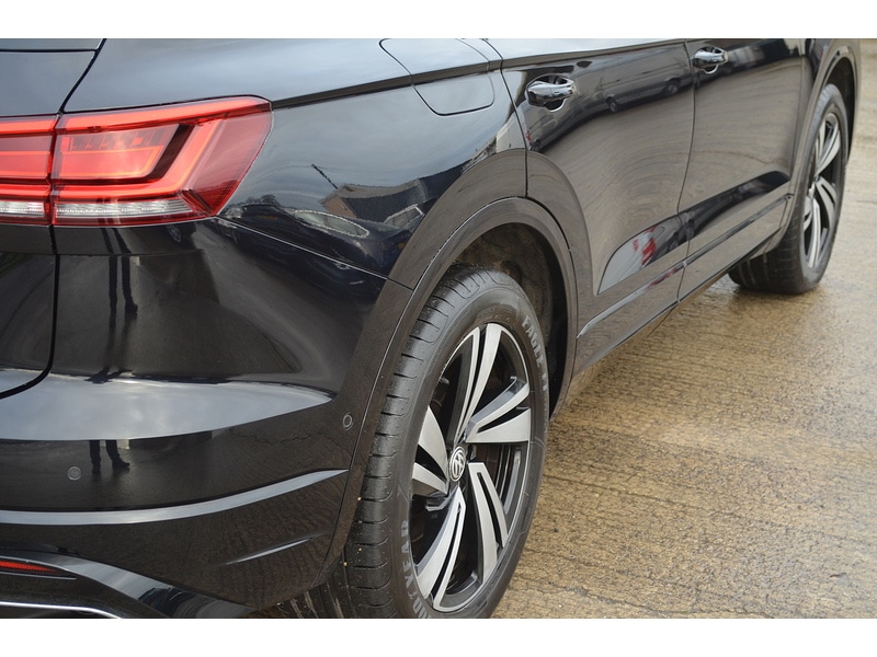 Used Volkswagen Touareg 2018 for sale - 76958531: Photo 60