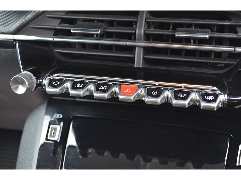 Used Peugeot 208 2020 for sale - 76396548: Photo 24