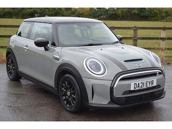 Used MINI Hatch 2021 for sale - 75724301: Photo