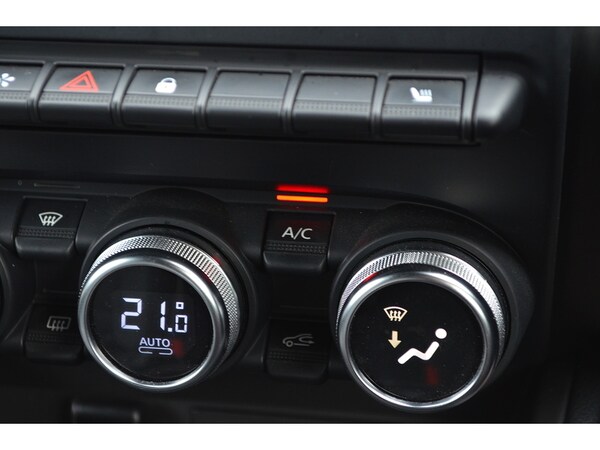 Used Renault Clio 2021 for sale - 75802444: Photo 18