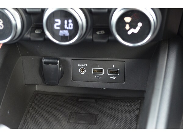 Used Renault Clio 2021 for sale - 75802444: Photo 20