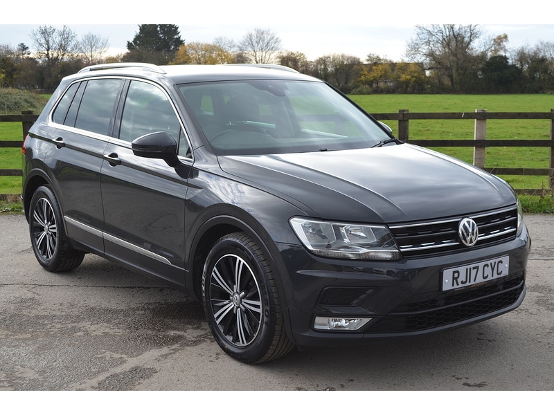 Used Volkswagen Tiguan 2017 for sale - 76477931: Photo 1