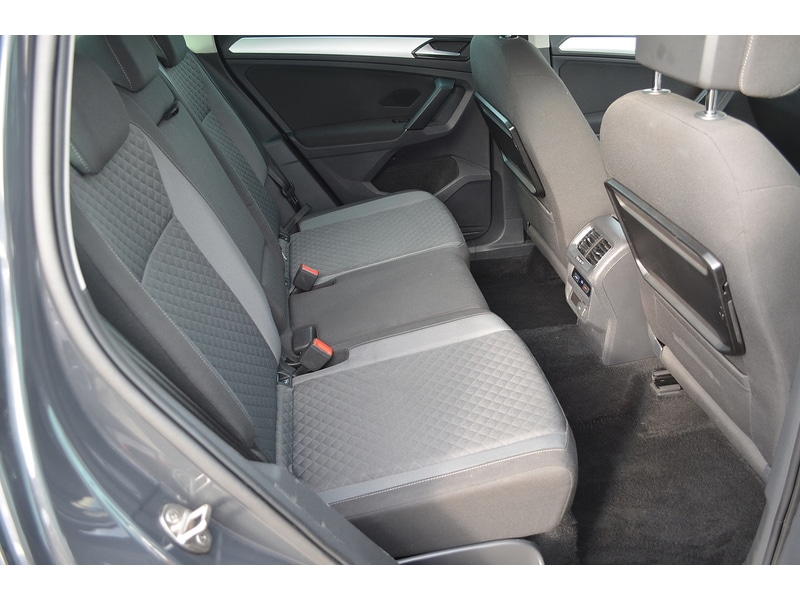 Used Volkswagen Tiguan 2017 for sale - 76477931: Photo 23