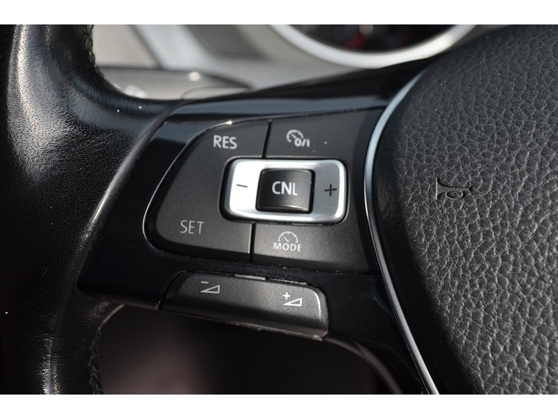 Used Volkswagen Tiguan 2017 for sale - 76477931: Photo 27