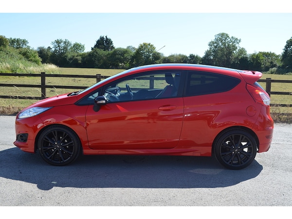 Used Ford Fiesta 2017 for sale - 76320229: Photo 6