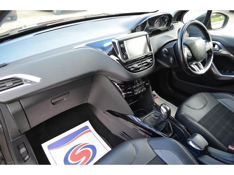 Used Peugeot 2008 2017 for sale - 76334074: Photo 15