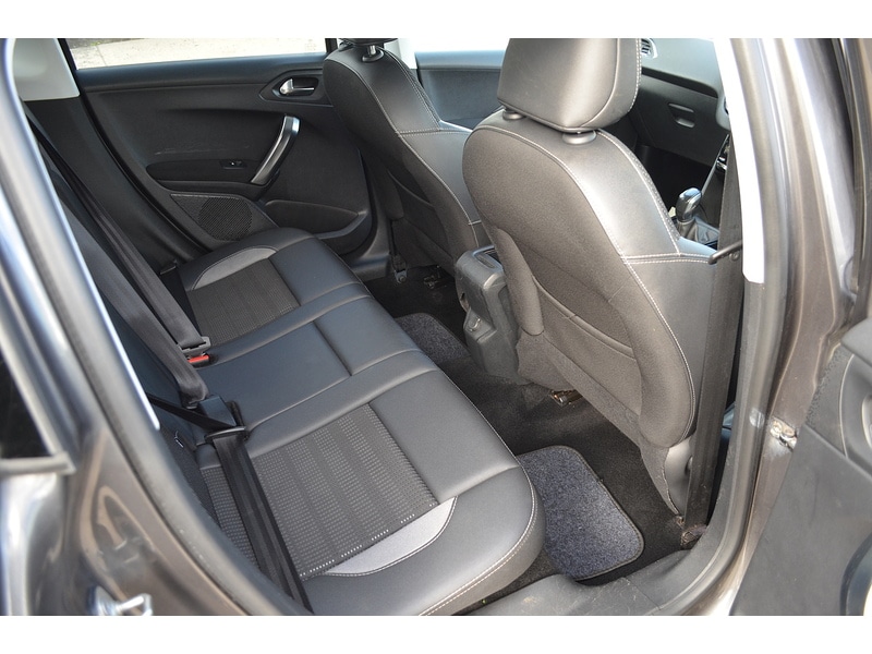 Used Peugeot 2008 2017 for sale - 76334074: Photo 17