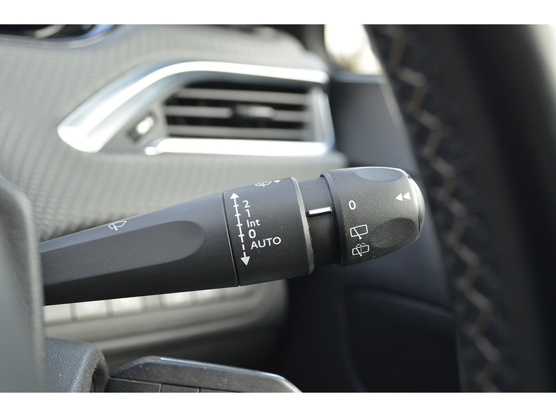 Used Peugeot 2008 2017 for sale - 76334074: Photo 29