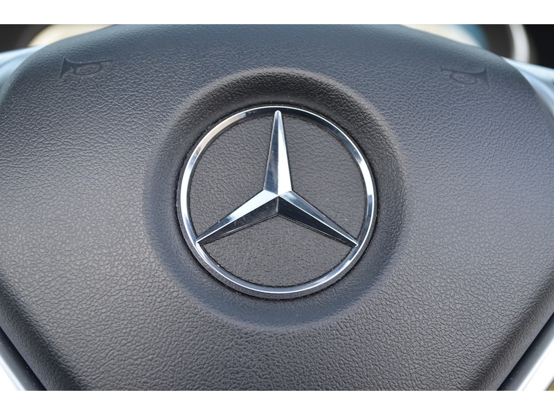 Used Mercedes-Benz E Class 2017 for sale - 76482537: Photo 25