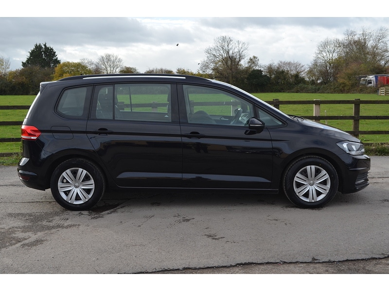 Used Volkswagen Touran 2017 for sale - 76884431: Photo 10