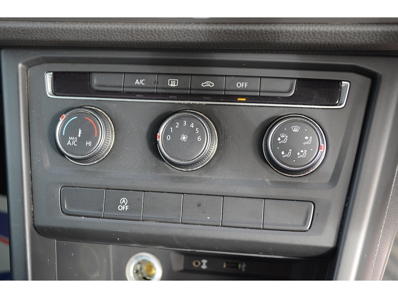 Used Volkswagen Touran 2017 for sale - 76884431: Photo 16