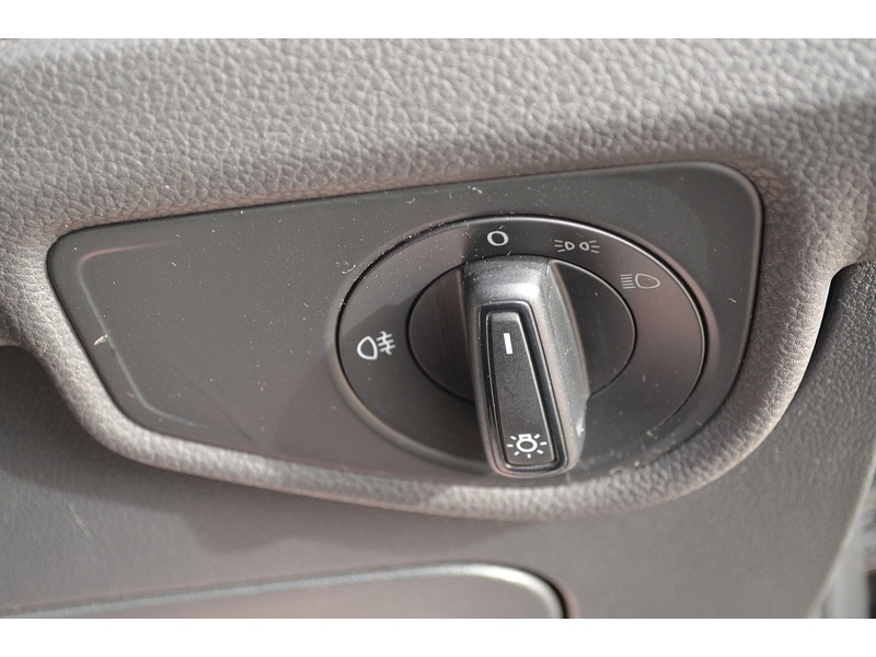 Used Volkswagen Touran 2017 for sale - 76884431: Photo 27