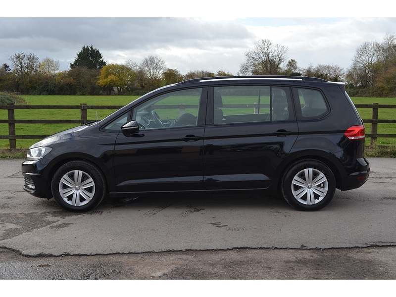 Used Volkswagen Touran 2017 for sale - 76884431: Photo 6