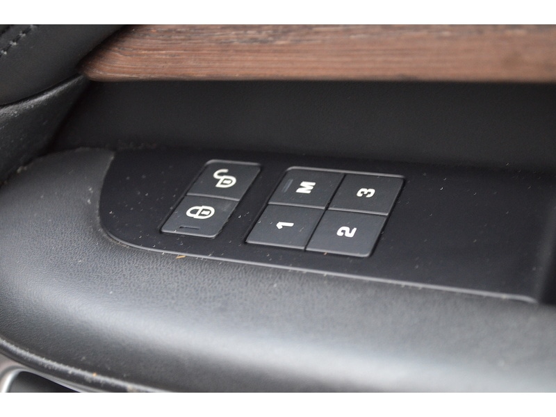 Used Land Rover Discovery 2020 for sale - 77065456: Photo 37