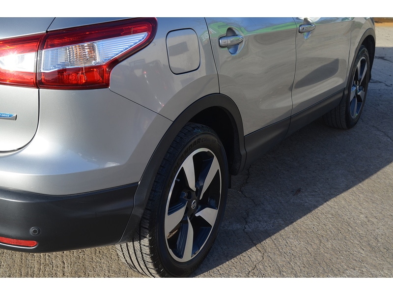 Used Nissan Qashqai 2015 for sale - 76879340: Photo 50