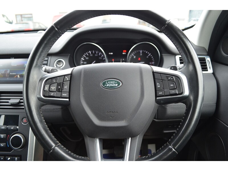 Used Land Rover Discovery Sport 2016 for sale - 76102070: Photo 28