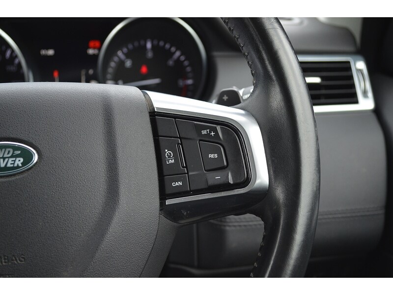Used Land Rover Discovery Sport 2016 for sale - 76102070: Photo 30