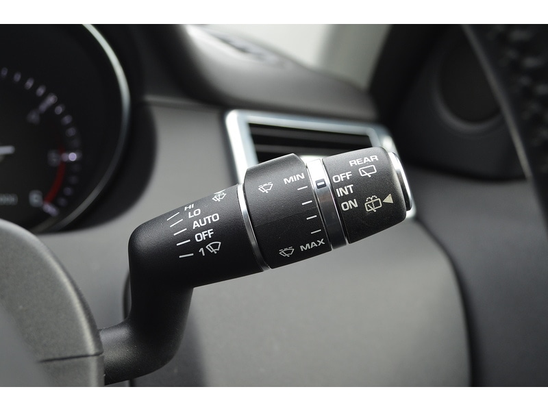 Used Land Rover Discovery Sport 2016 for sale - 76102070: Photo 40