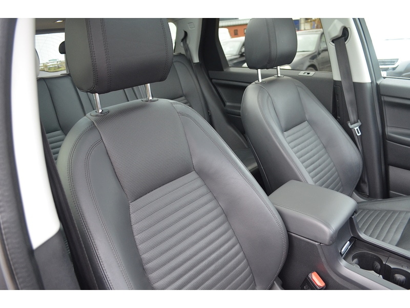 Used Land Rover Discovery Sport 2019 for sale - 76778059: Photo 39