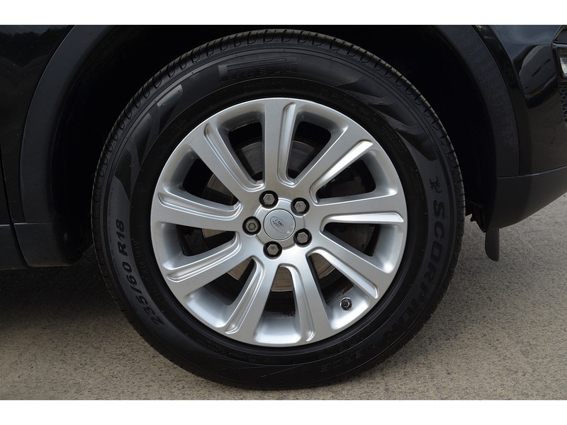 Used Land Rover Discovery Sport 2016 for sale - 76426351: Photo 46