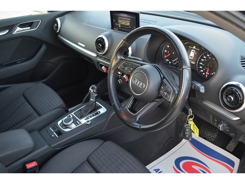 Used Audi A3 2017 for sale - 76986543: Photo 2