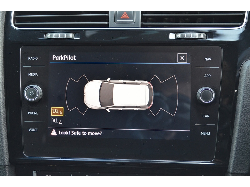 Used Volkswagen Golf 2018 for sale - 77558322: Photo 18