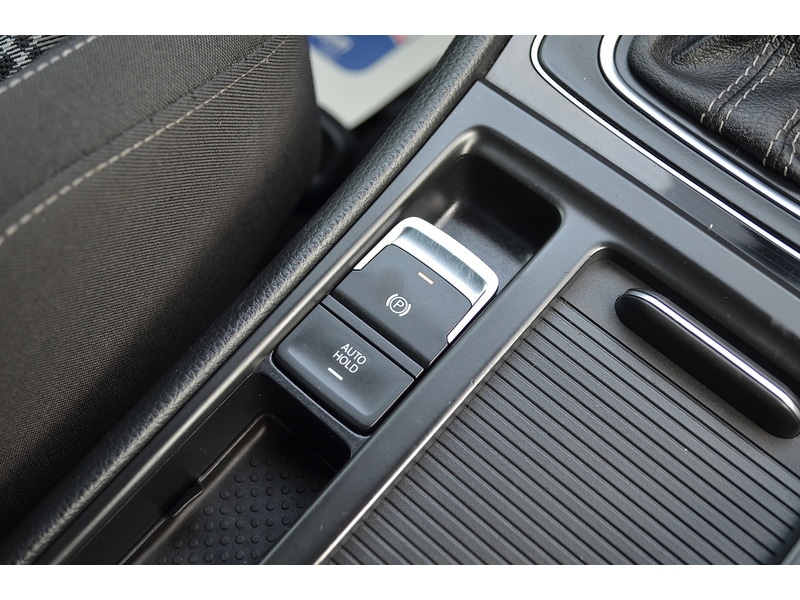 Used Volkswagen Golf 2018 for sale - 77558322: Photo 36