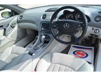 Used Mercedes-Benz SL 2005 for sale - 74950698: Photo