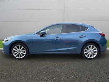 Used Mazda Mazda3 2017 for sale - 78760656: Photo