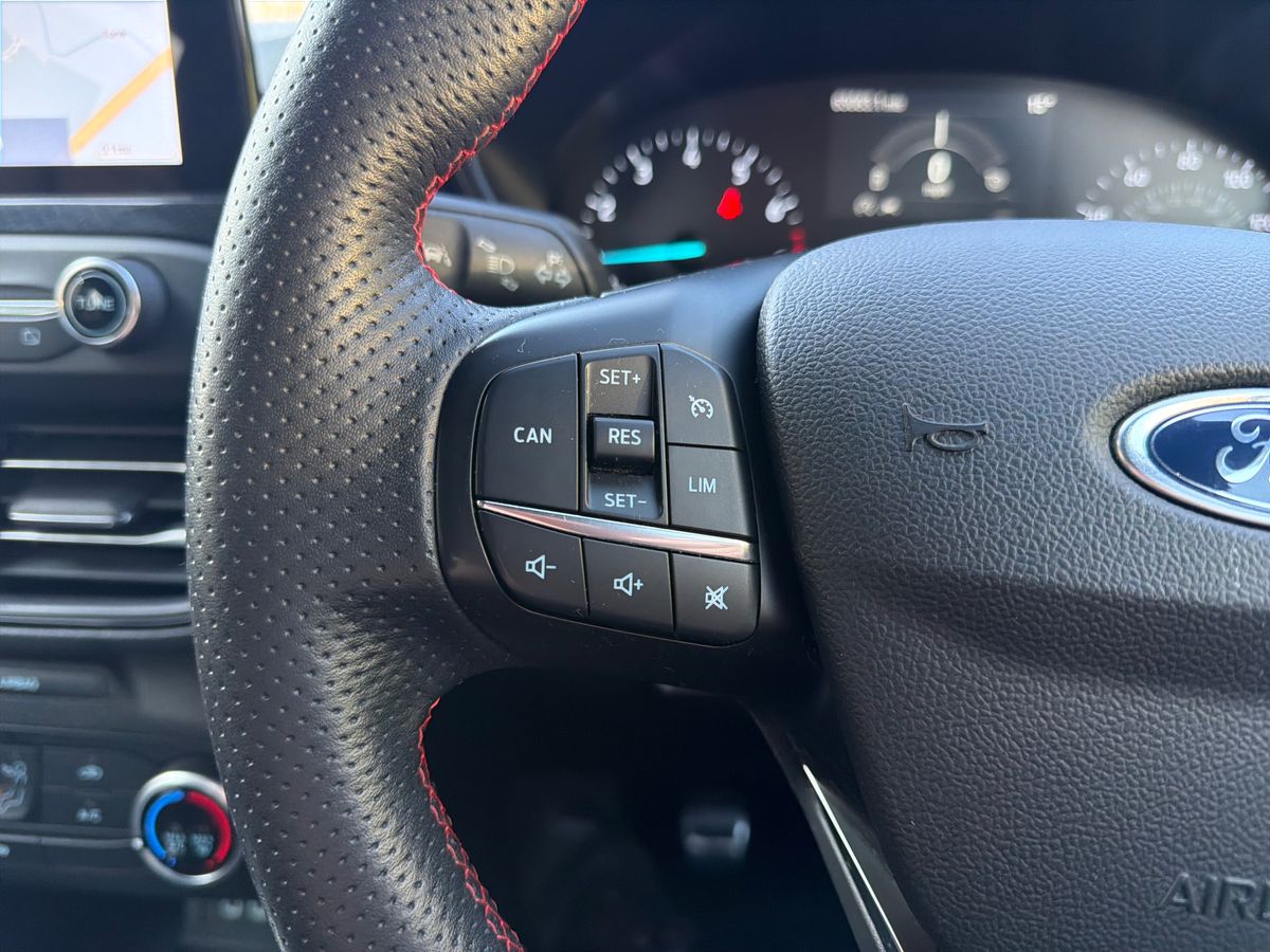 Used Ford Focus 2021 for sale - 77762832: Photo 16