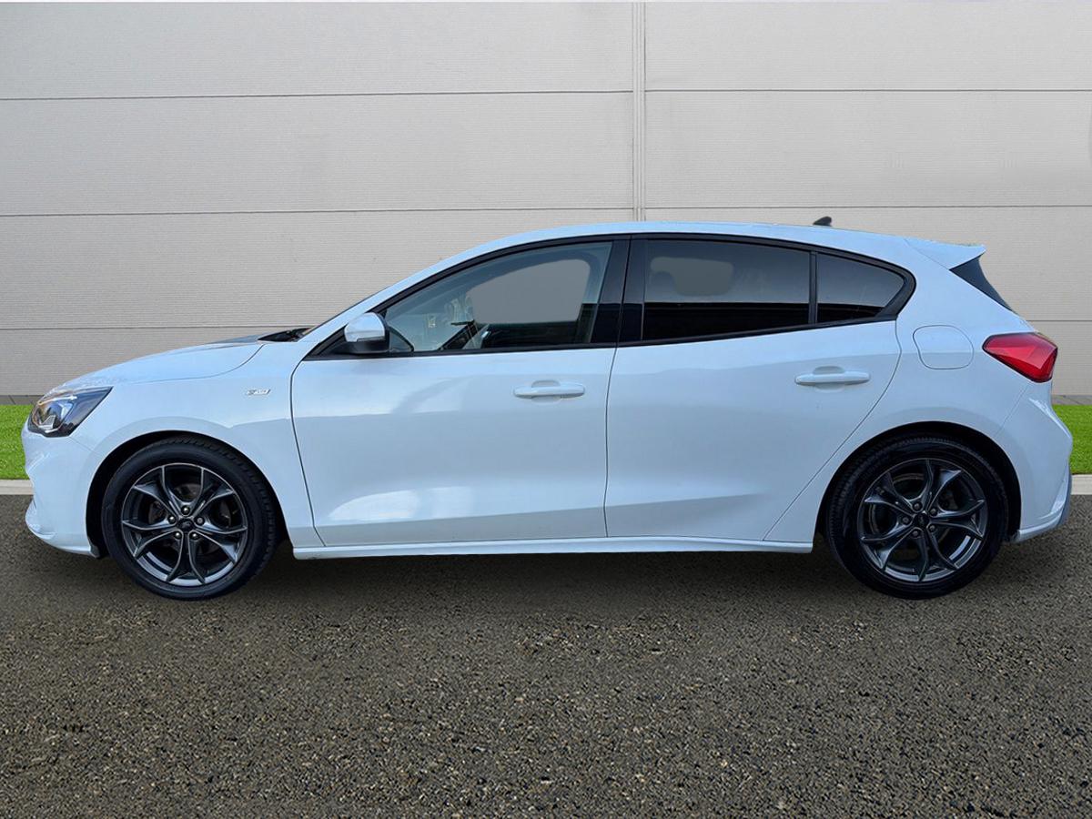 Used Ford Focus 2021 for sale - 77762832: Photo 4
