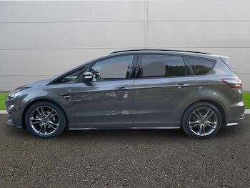 Used Ford S-Max 2023 for sale - 78450193: Photo