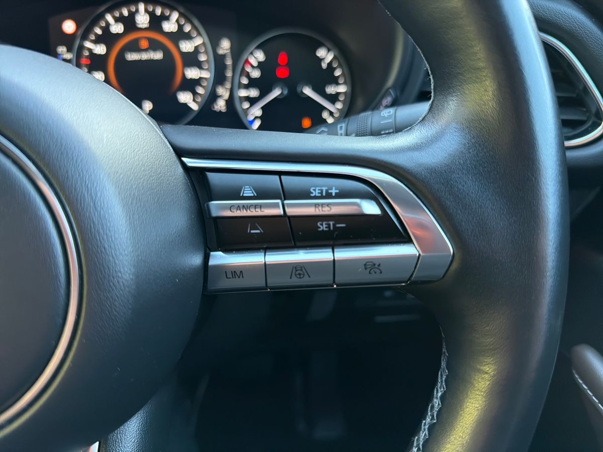 Used Mazda CX-30 2023 for sale - 77002376: Photo 17