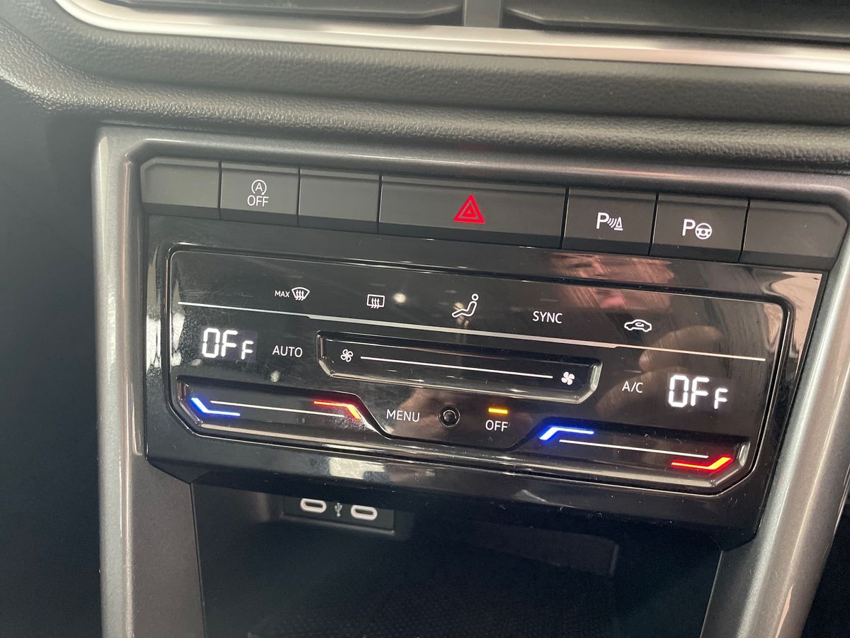 Used Volkswagen T-Roc 2023 for sale - 78128999: Photo 18