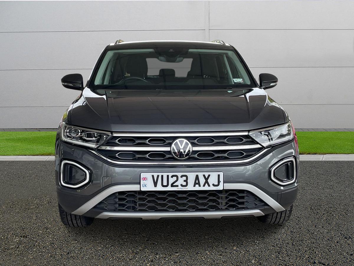 Used Volkswagen T-Roc 2023 for sale - 78128999: Photo 2