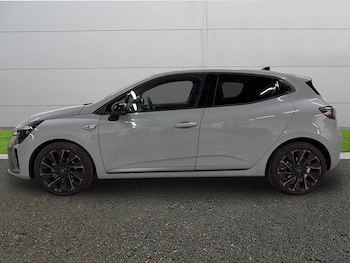 Used Renault Clio 2024 for sale - 77560604: Photo