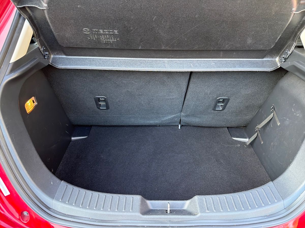 Used Mazda Mazda2 2022 for sale - 77979008: Photo 12