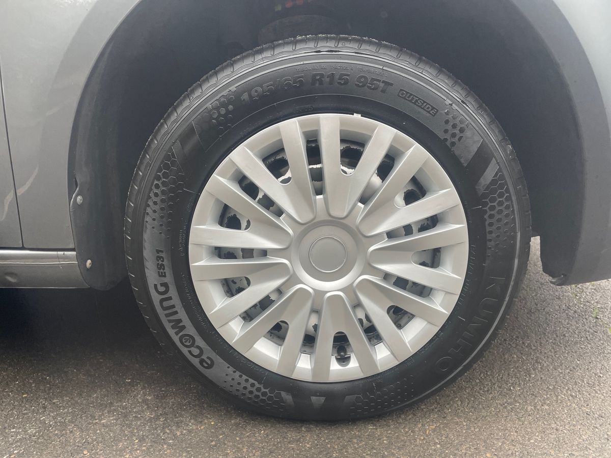 Used Volkswagen Caddy Maxi 2014 for sale - 77137583: Photo 9