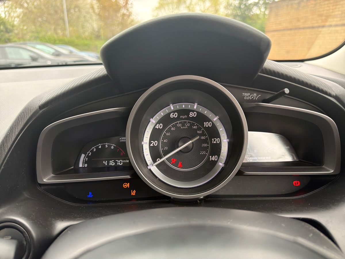 Used Mazda Mazda2 2015 for sale - 78137085: Photo 14