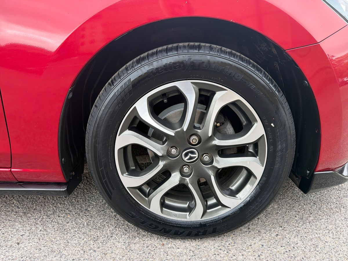 Used Mazda Mazda2 2015 for sale - 78137085: Photo 9