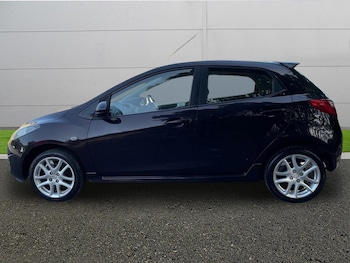 Used Mazda Mazda2 2011 for sale - 78757301: Photo