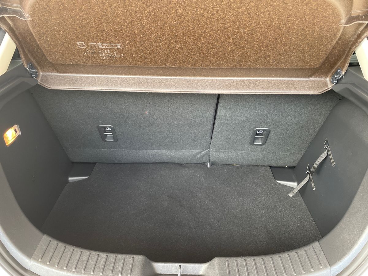 Used Mazda Mazda2 2024 for sale - 77979009: Photo 12