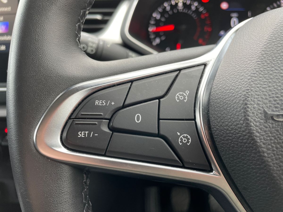 Used Renault Captur 2021 for sale - 77678784: Photo 16