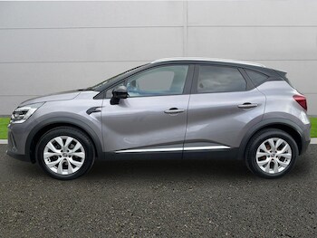 Used Renault Captur 2021 for sale - 77678784: Photo